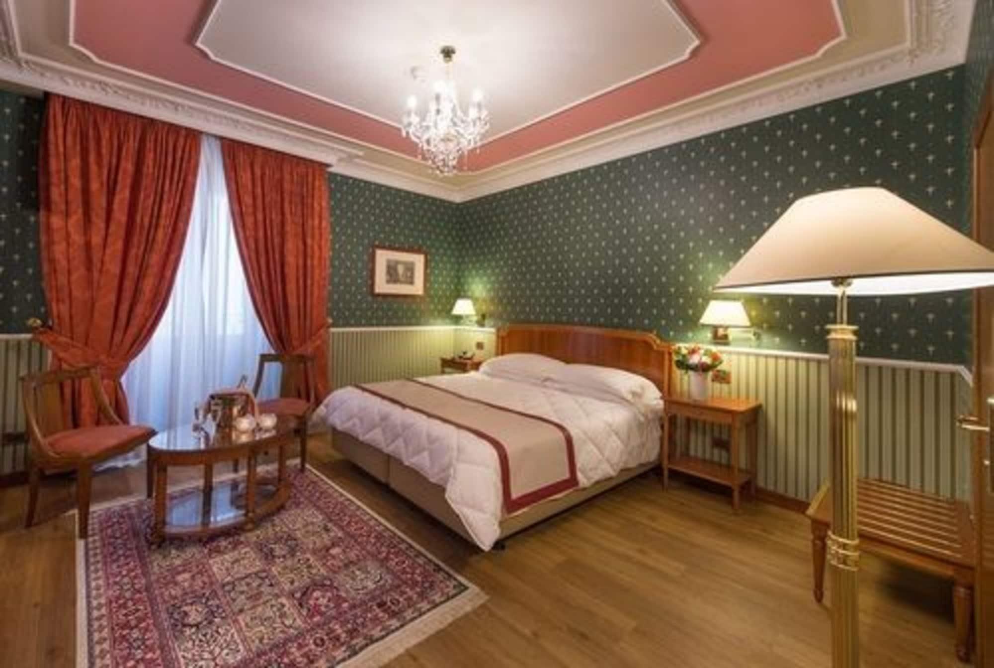 Strozzi Palace Hotel Флоренция Екстериор снимка