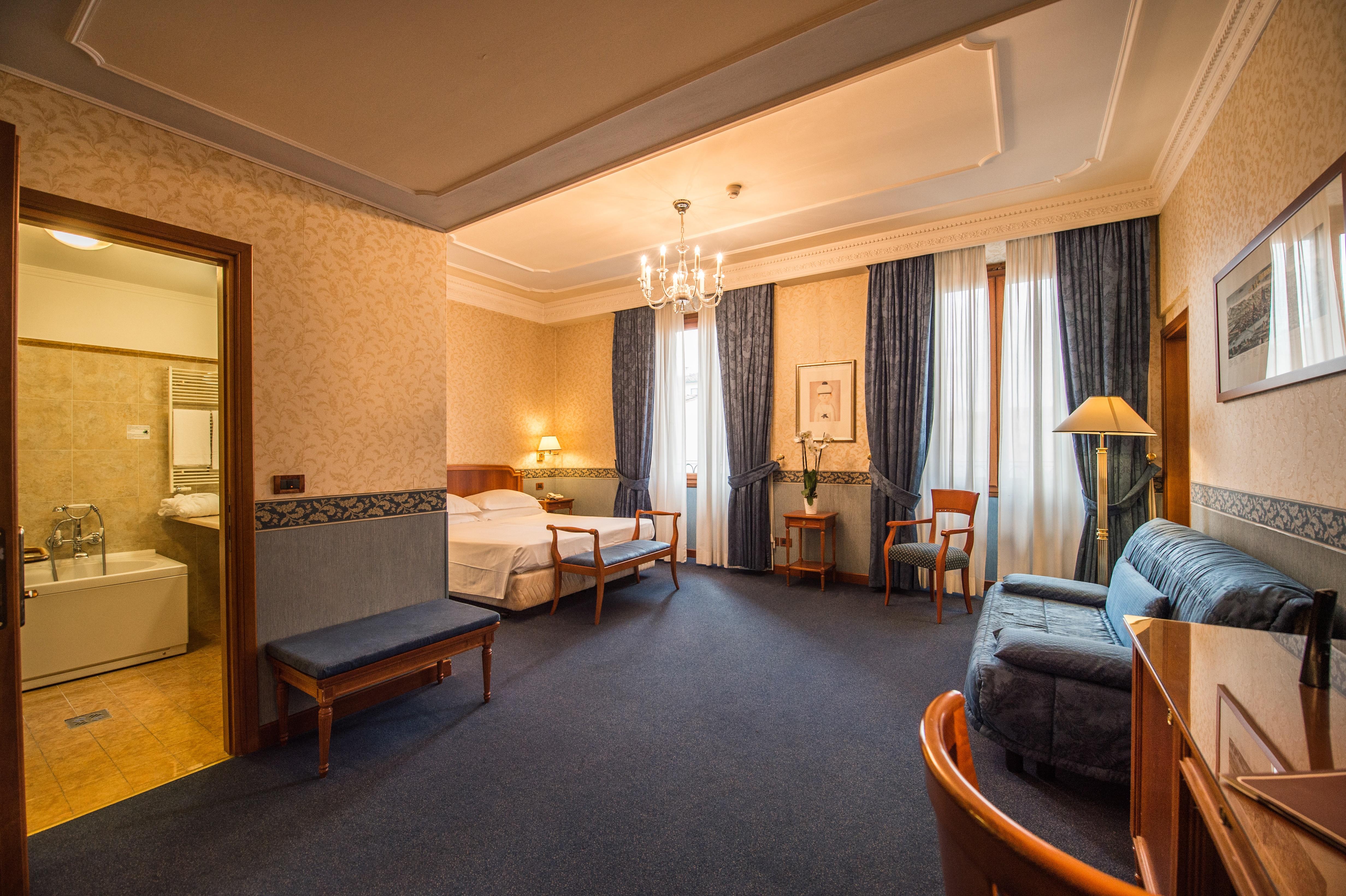 Strozzi Palace Hotel Флоренция Екстериор снимка