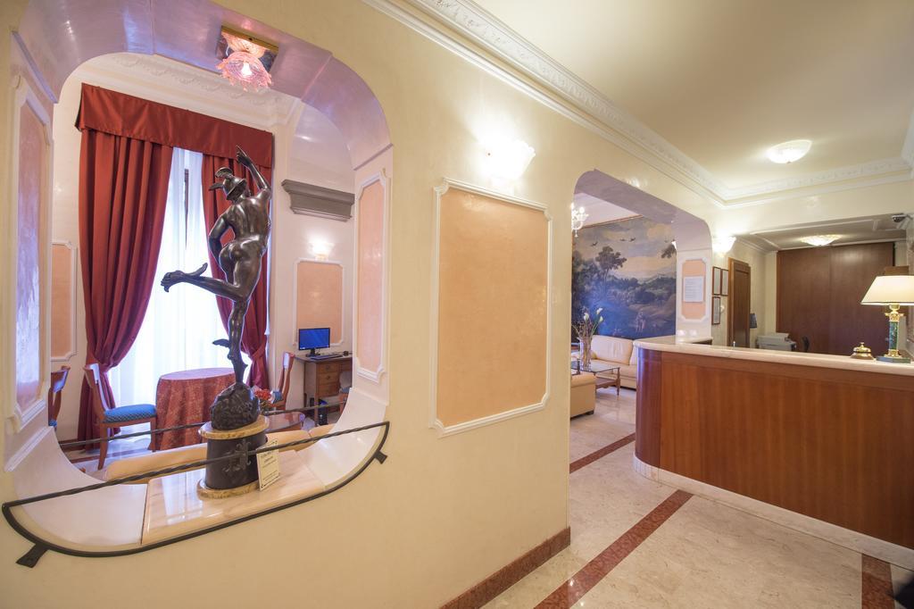 Strozzi Palace Hotel Флоренция Екстериор снимка