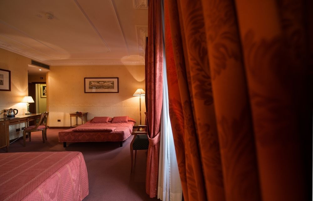 Strozzi Palace Hotel Флоренция Екстериор снимка